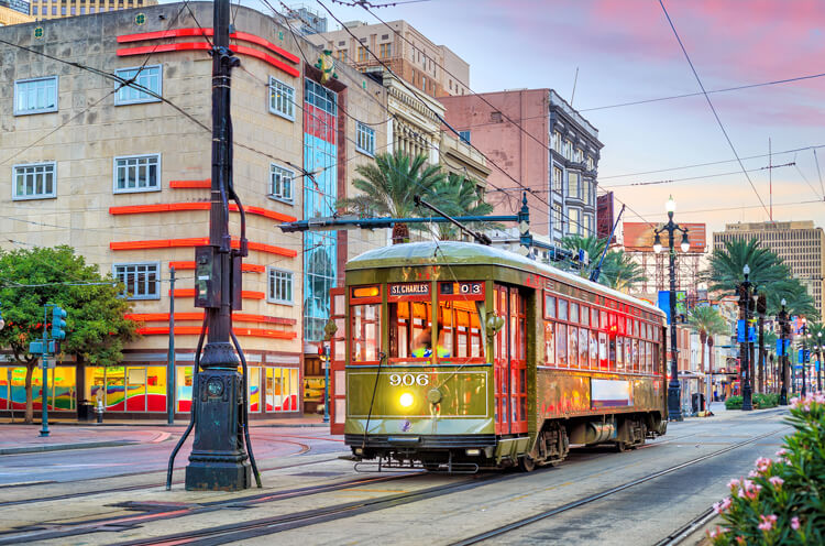 solo travel guide New Orleans